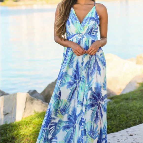 Cherry & Grace Dresses & Skirts - LAST ONE! Floral Maxi Dress